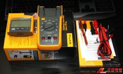 Fluke 233 數(shù)字萬(wàn)用表(真有效值、遠(yuǎn)程控制、顯示分離)
